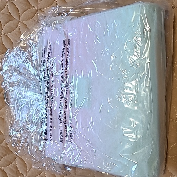 Loungefly Disney The Little Mermaid Crossbody and Wallet - Picture 5 of 9